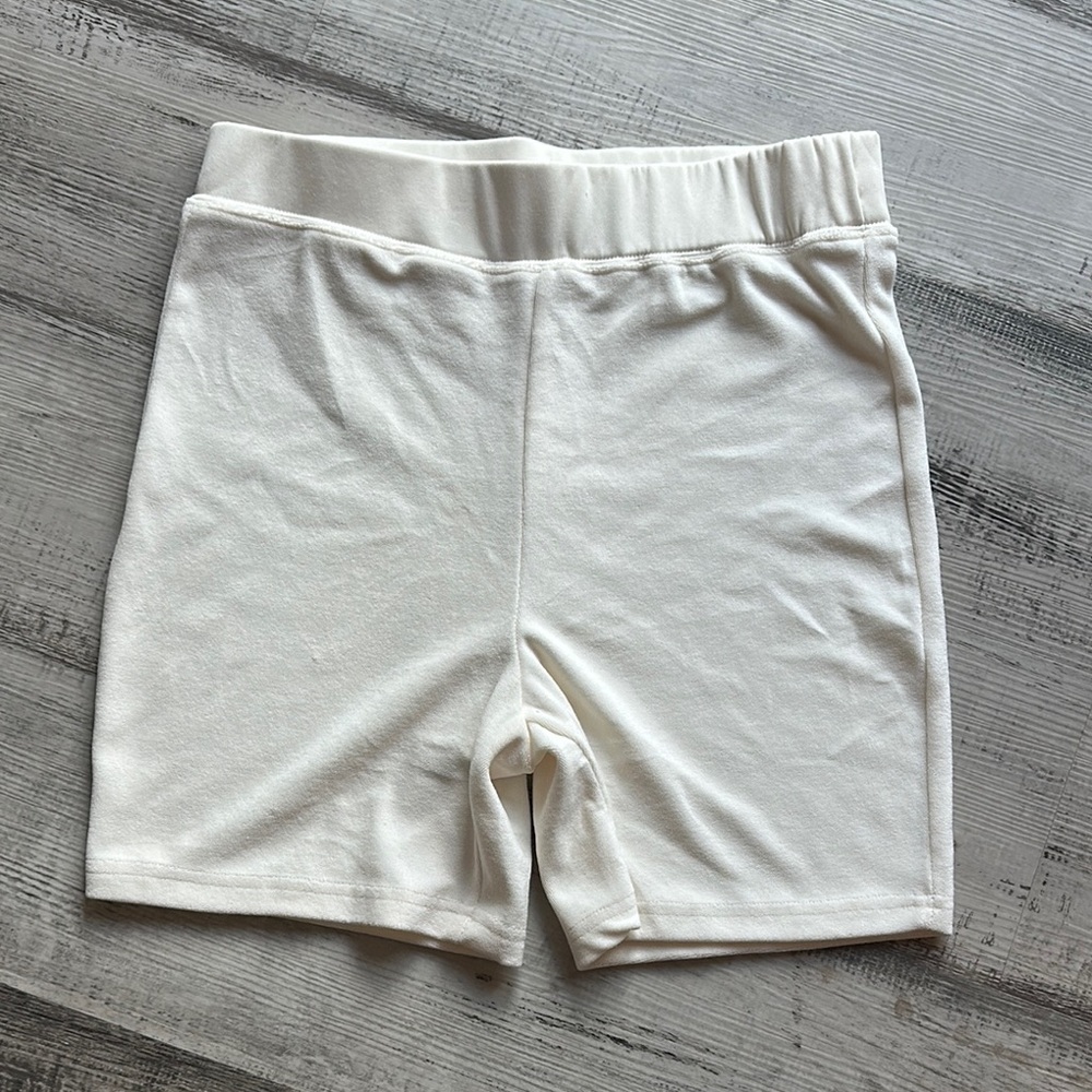 Fabletics NWT Veda High-Waisted shorts women’s size large